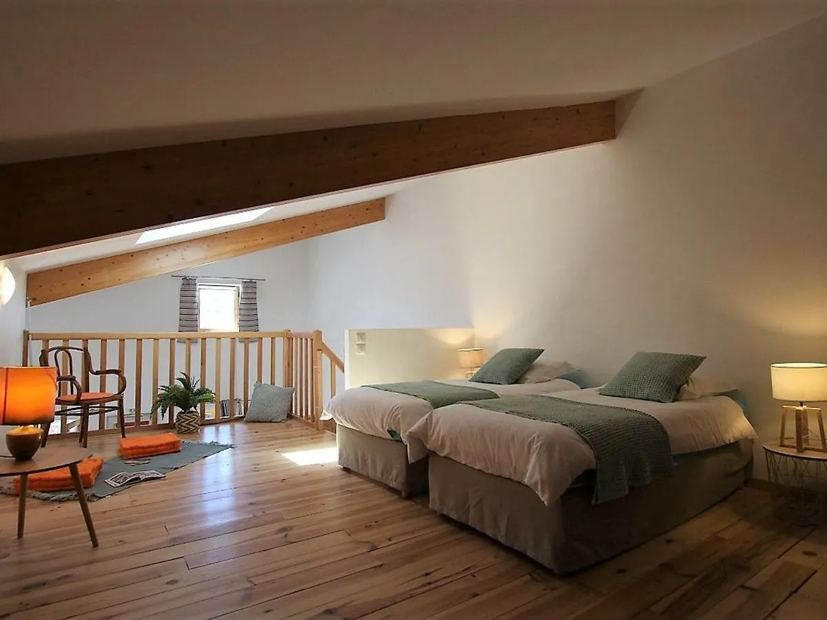 Holiday home Maison De Charme A Polignac: Terrasse Ensoleillee, Randonnees, Proche Puy-En-Velay - Fr-1-582-58