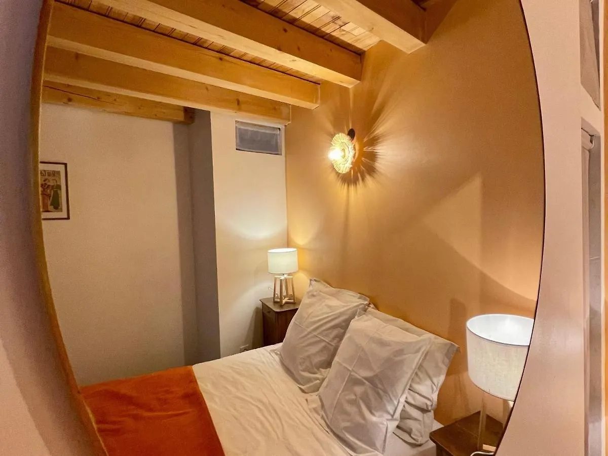 Holiday home Maison De Charme A Polignac: Terrasse Ensoleillee, Randonnees, Proche Puy-En-Velay - Fr-1-582-58